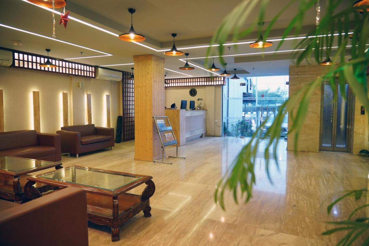 The Lohmod Hotel - Near Delhi Airport New Delhi Exterior photo