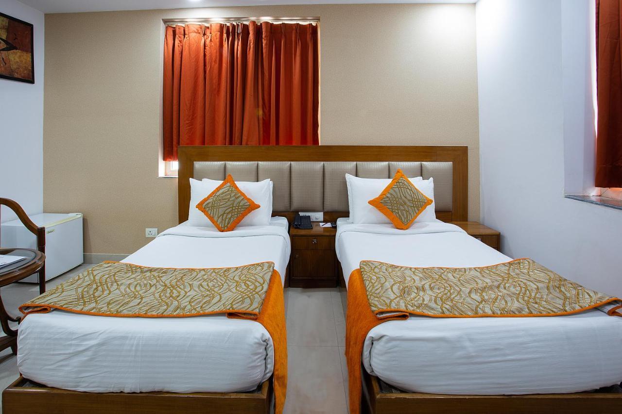 The Lohmod Hotel - Near Delhi Airport New Delhi Exterior photo