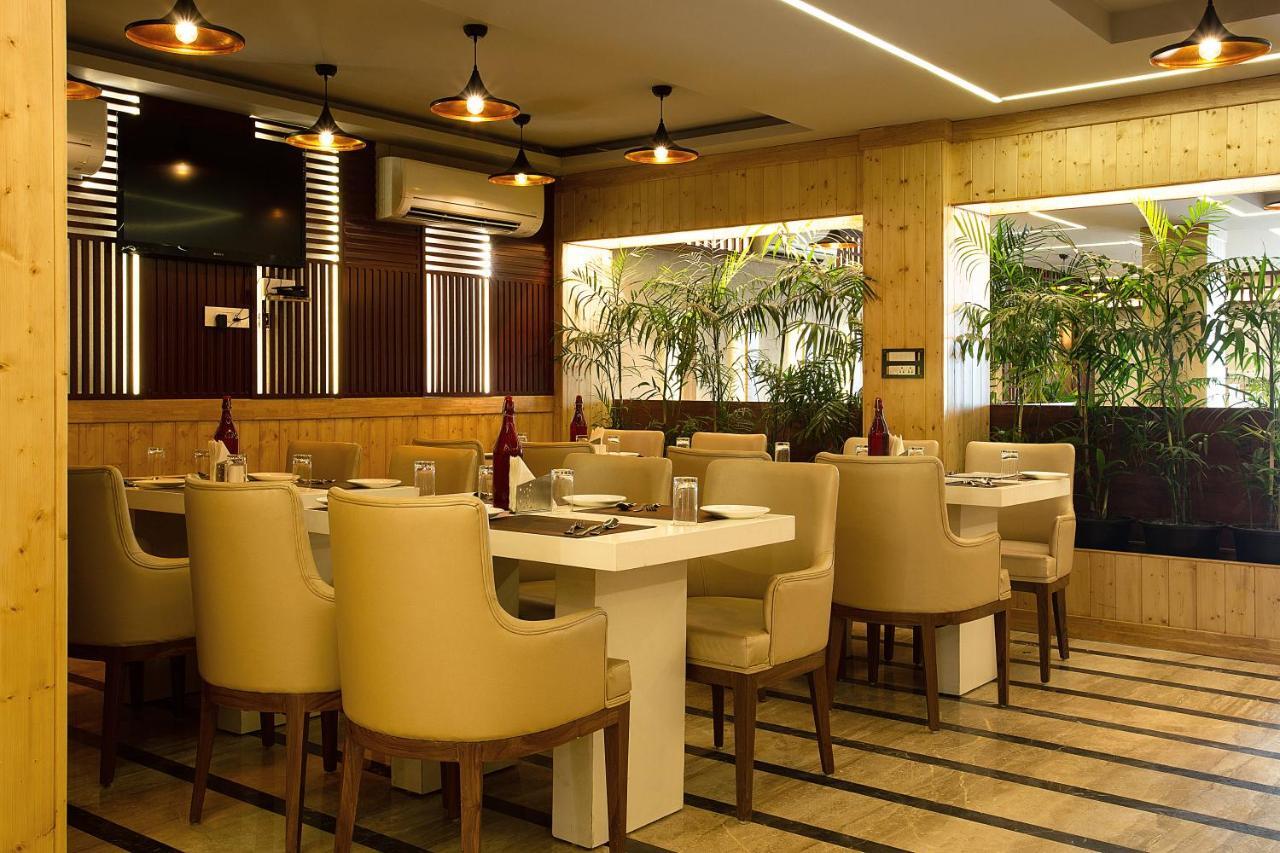 The Lohmod Hotel - Near Delhi Airport New Delhi Exterior photo