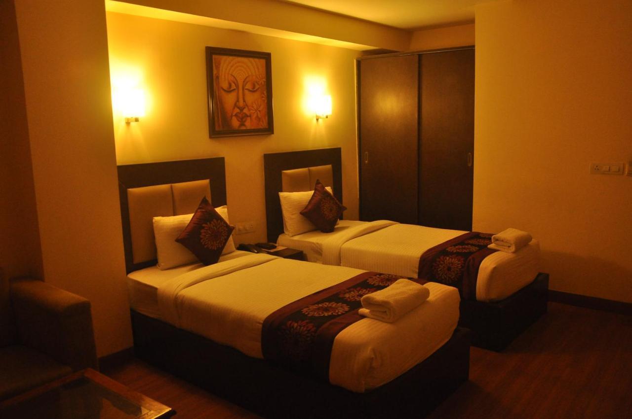 The Lohmod Hotel - Near Delhi Airport New Delhi Exterior photo