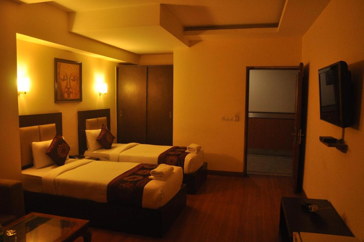 The Lohmod Hotel - Near Delhi Airport New Delhi Exterior photo