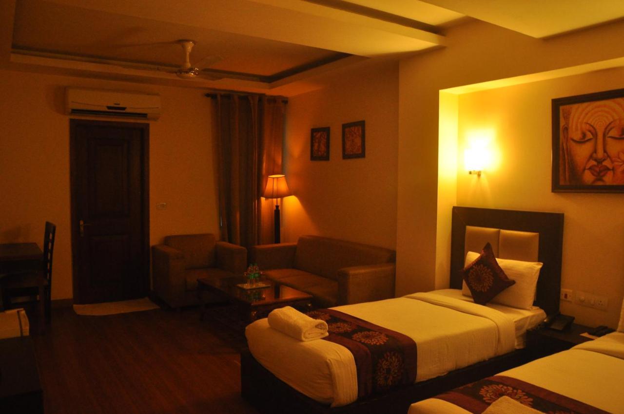 The Lohmod Hotel - Near Delhi Airport New Delhi Exterior photo